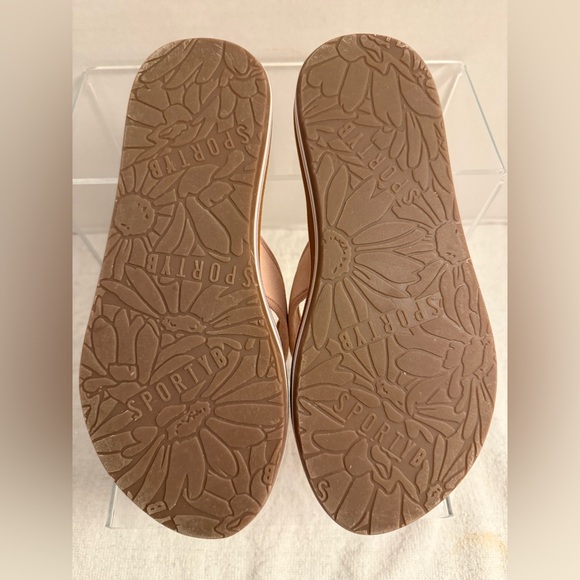 Sporty Yellowbox Rina Flip Flop Size 7.5/8 - Picture 8 of 10